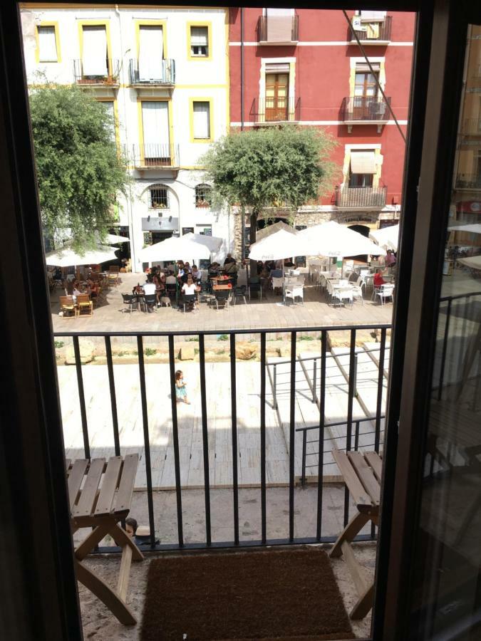 Apartamento En Plaza Forum Centro Historico Tarragona Luaran gambar